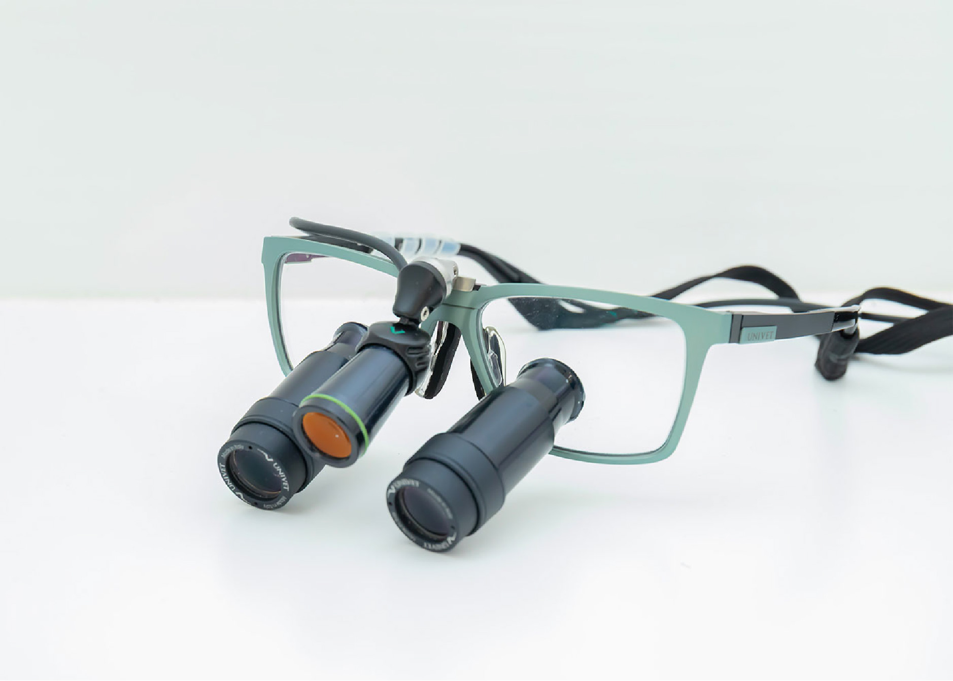 肉眼では見えない部分も「拡大鏡」で見逃しません 「拡大鏡」で見逃しません